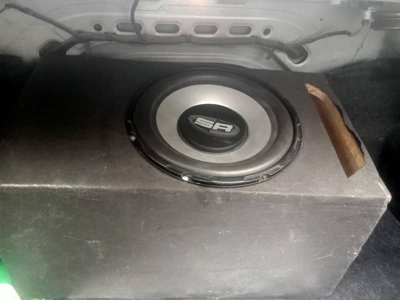 subwoofer with amplifier 0