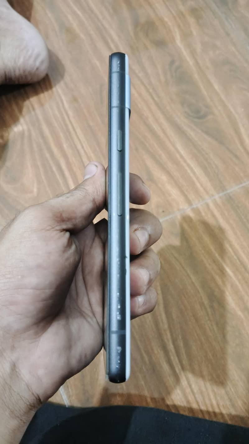 Google Pixel 7a 4