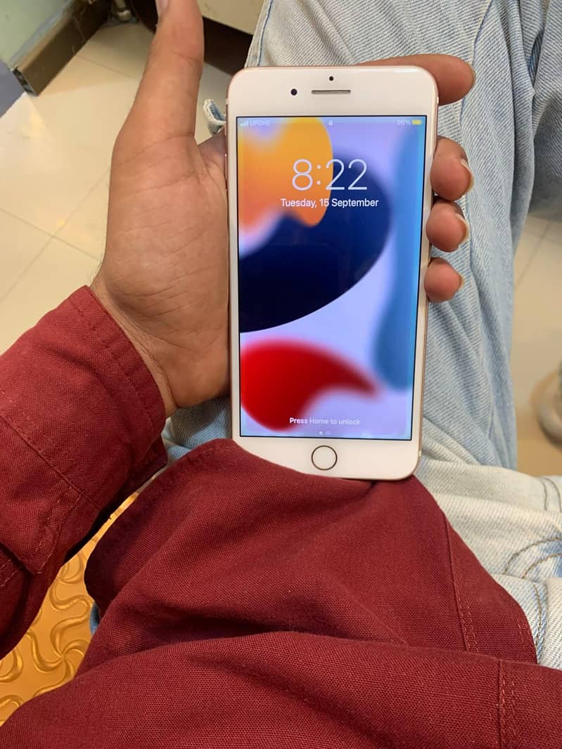 Apple iPhone 7 Plus 4