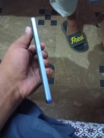 Vivo Y17