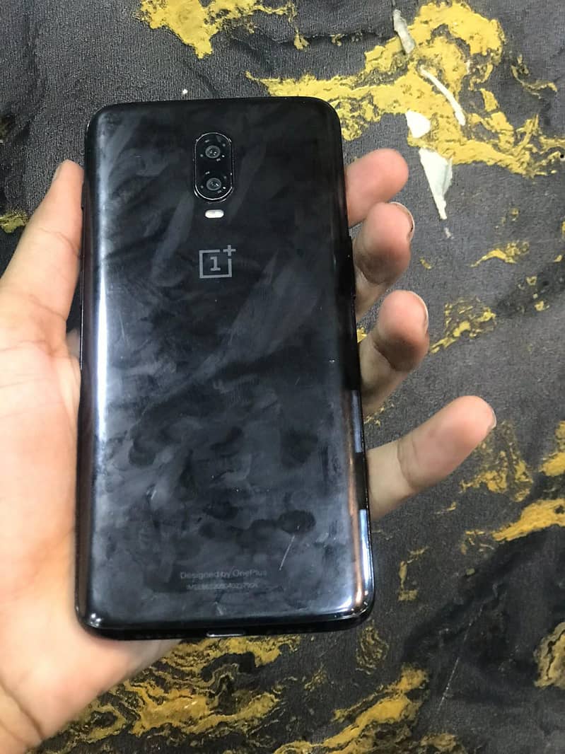 One Plus 6T 1