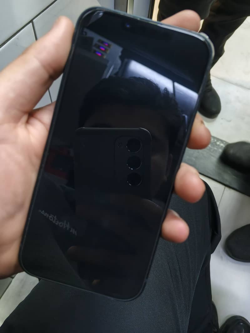 Apple iPhone 14 1