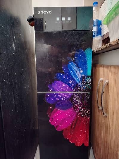Toyo brand water dispenser