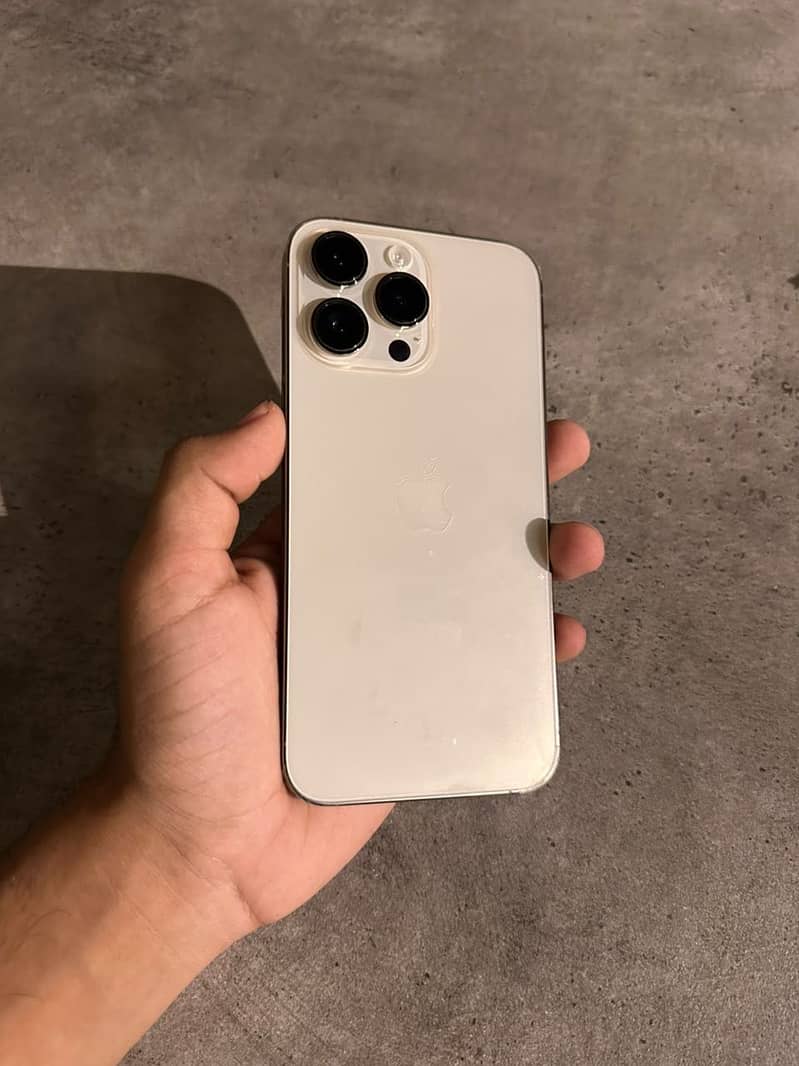 Apple iPhone 14 Pro Max 3