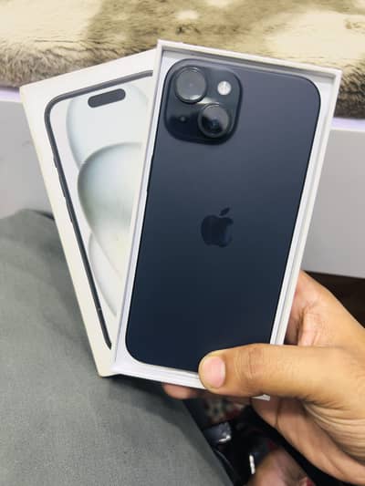 Apple iPhone 15