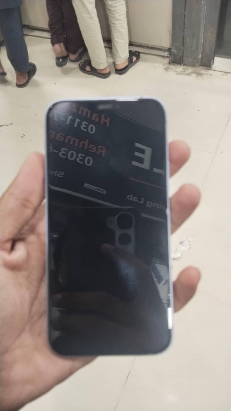 Apple iPhone 12 2