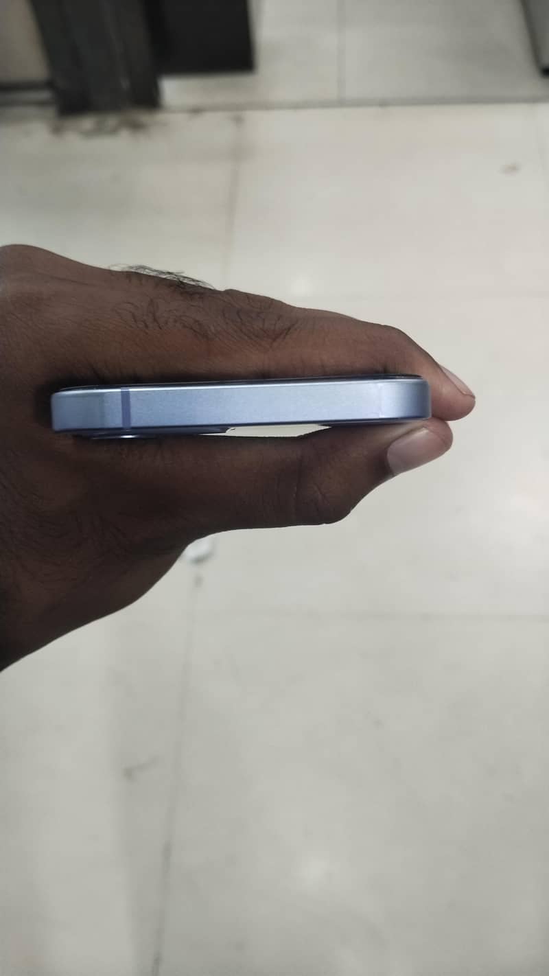 Apple iPhone 12 5