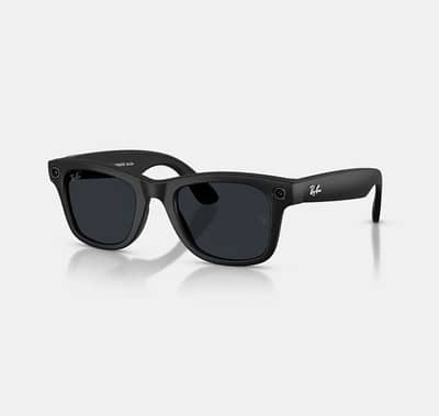 RAY-BAN META MATTE BLACK WAYFARER - GEN 2 Transition Gray lenses