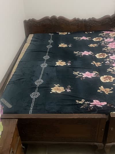 Set of 2 single sheesham wooden beds