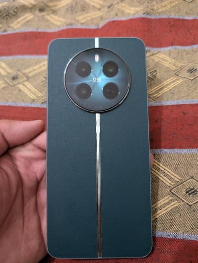 Realme 12 Plus