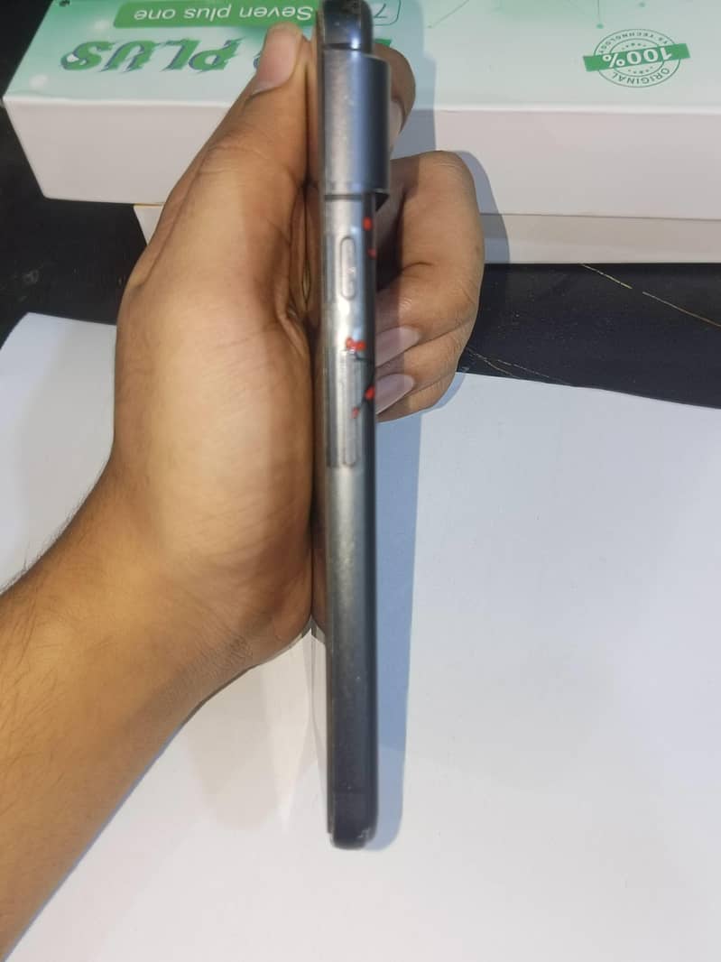 GOOGLE PIXEL 8 3