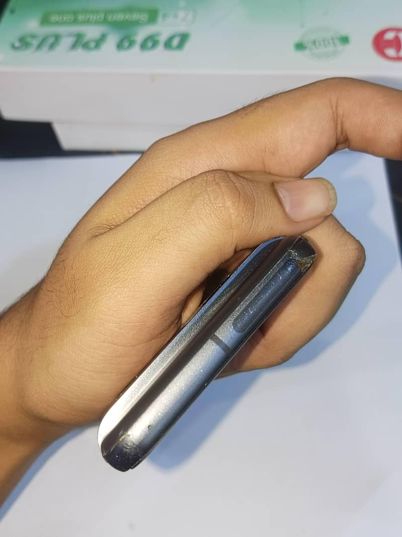 GOOGLE PIXEL 8 5