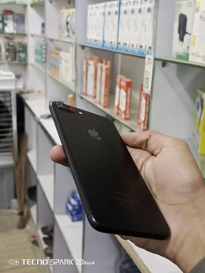Apple iPhone 7 Plus