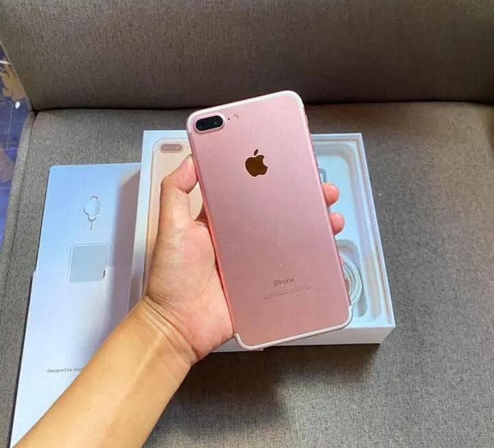 Apple iPhone 7 Plus 0