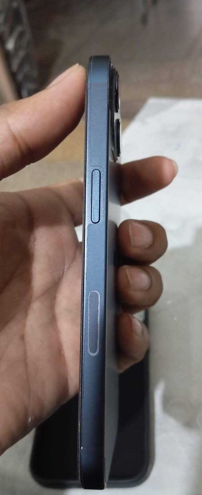 Apple iPhone 13 2
