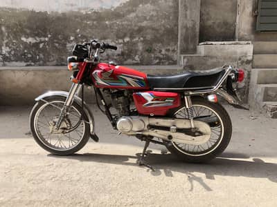 Honda 125 model 2023 urgent for sale
