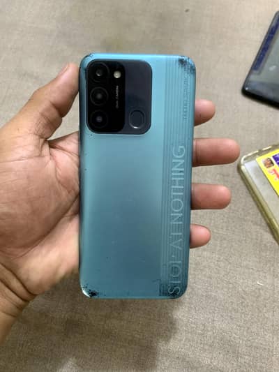 Tecno Spark 8C