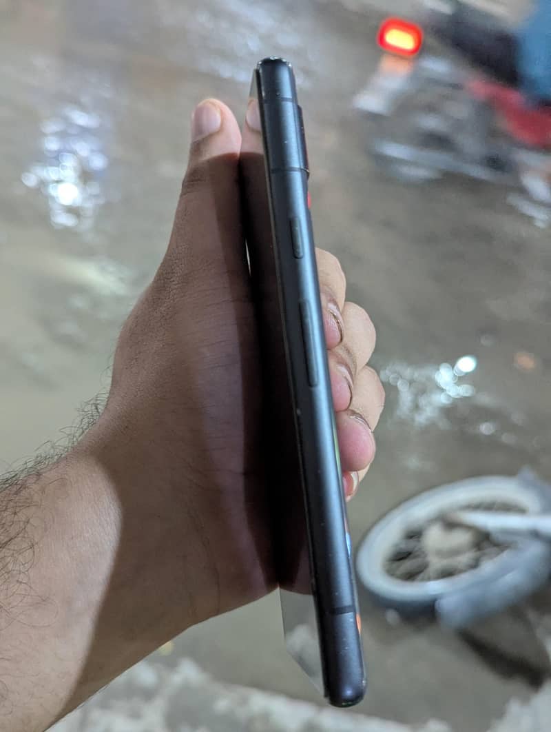 Google Pixel 7a 4
