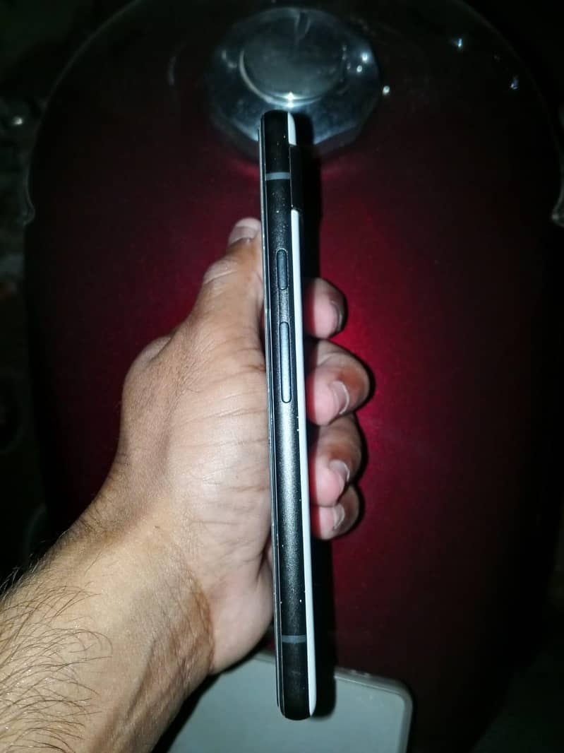 Google Pixel 6a 1