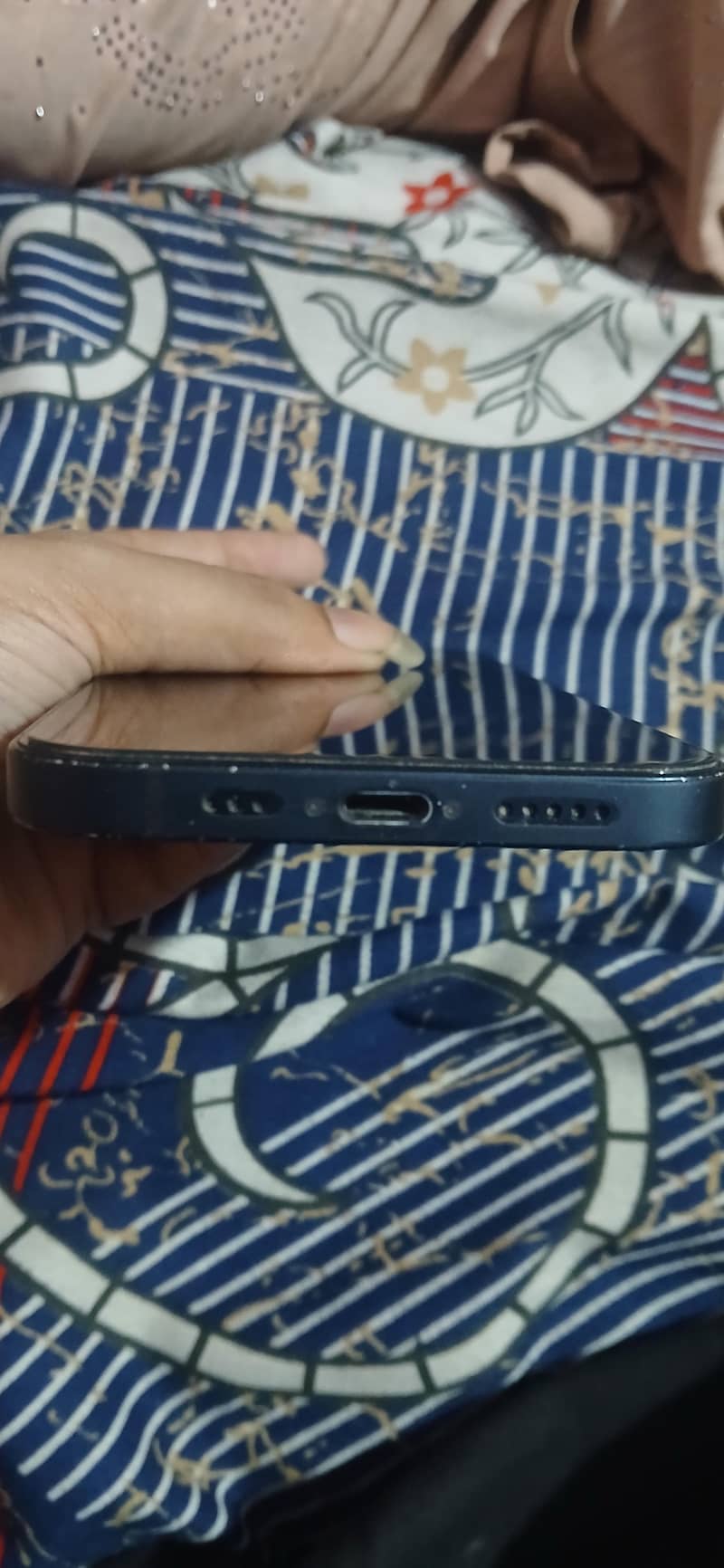 Apple iPhone 12 3