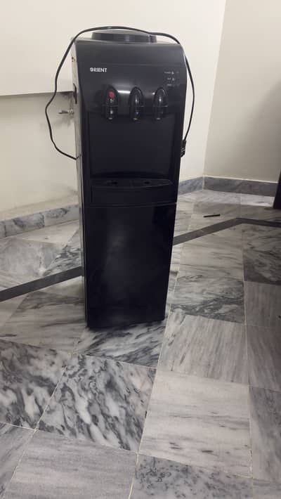 Orient OWD-531 Water Dispenser with Refrigerator – Excellent Condition