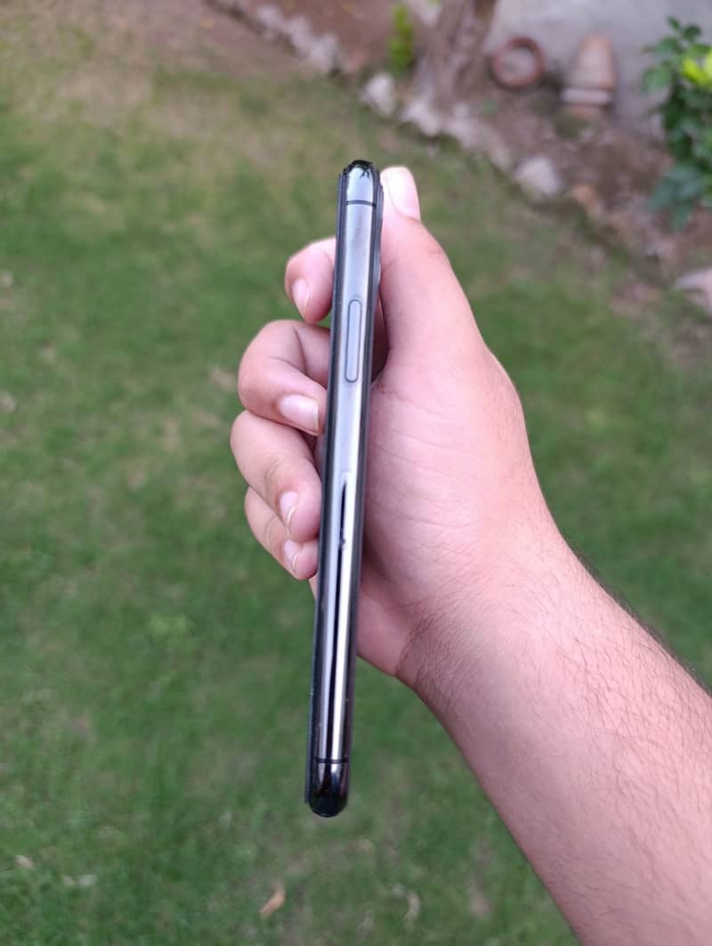 Apple iPhone 11 Pro-64gb-non pta lush condition 6