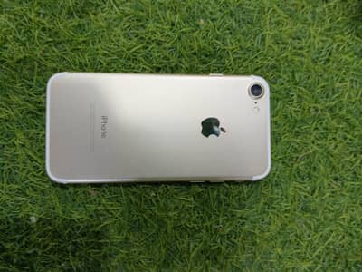 Apple iPhone 7