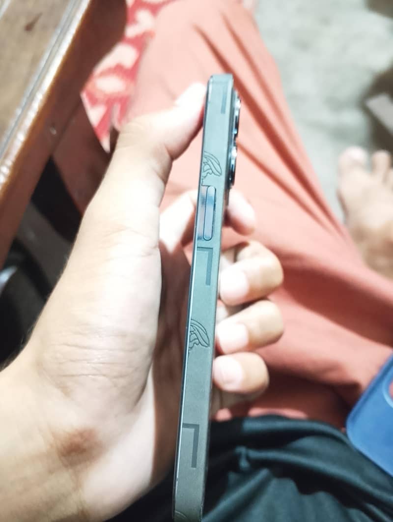 Apple iPhone 13pro 6