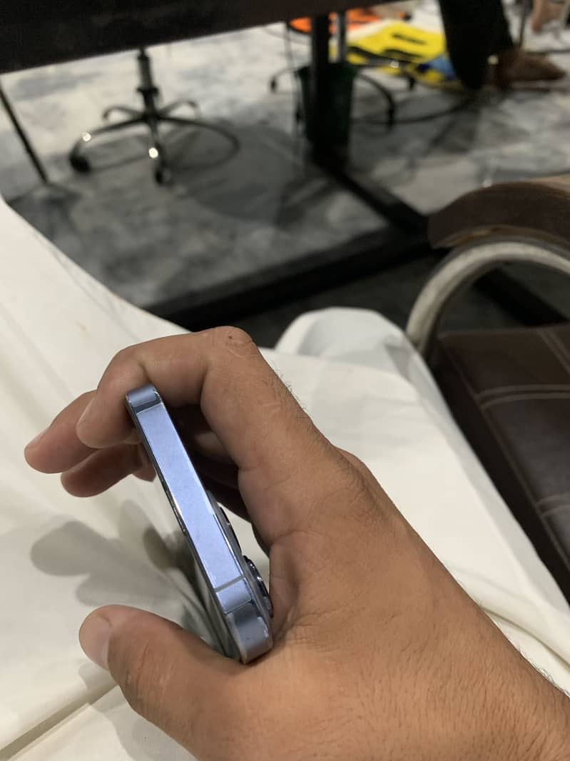 Apple iPhone 13 Pro 1
