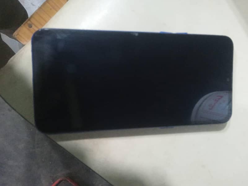 Realme C2 4