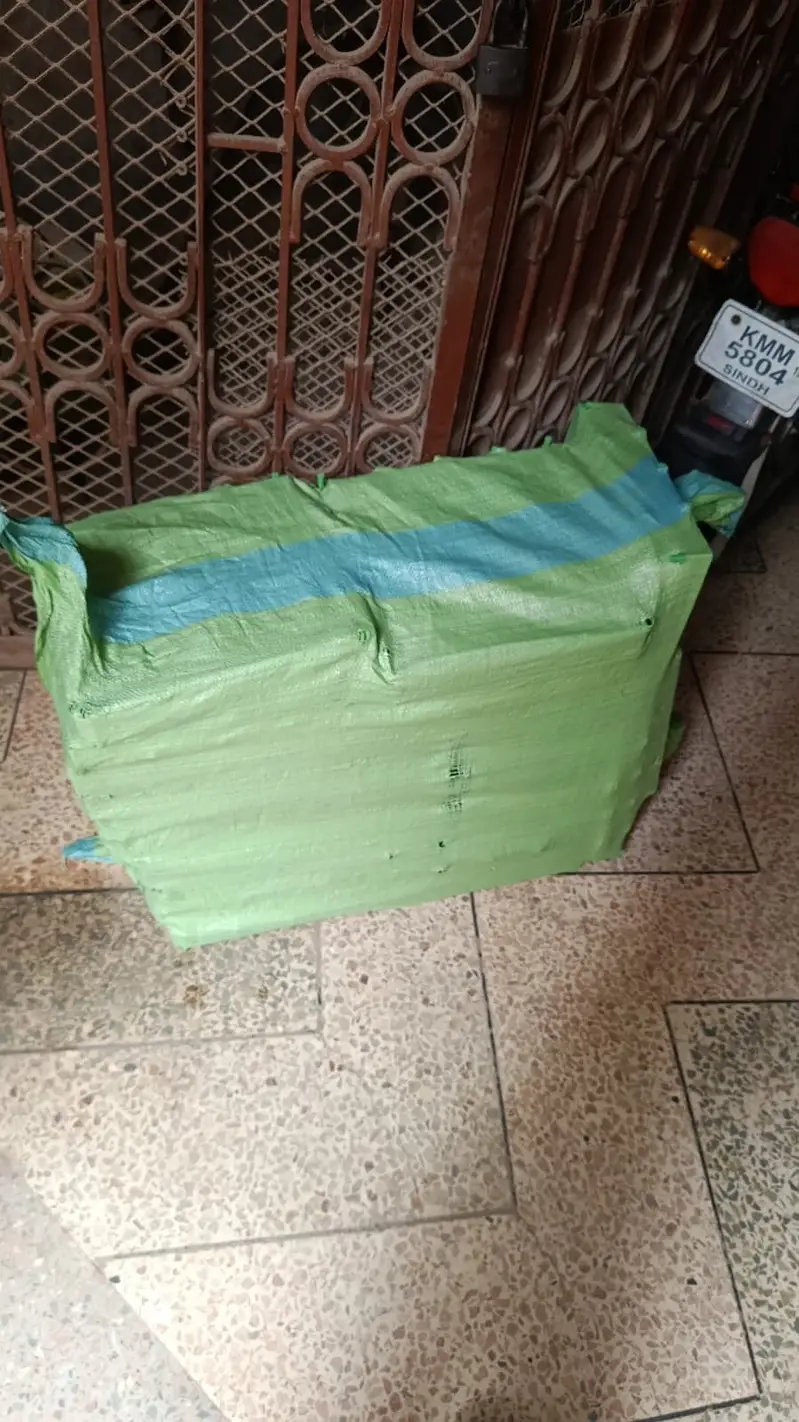 Plastic (poly-propalane) pallets for goats , rabbits and other pets — photo 2