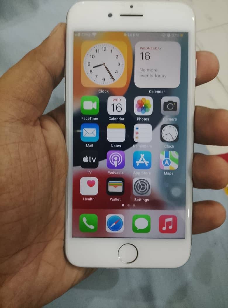 Apple iPhone 7 1