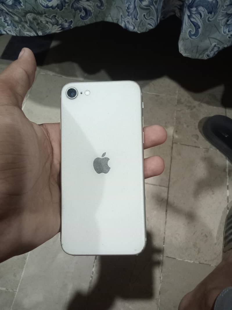 Apple iPhone SE 2 0