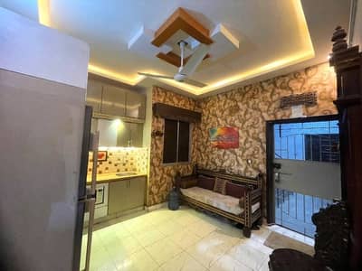 2 bed dd flat available for sale lift car parking in nazimabad no1