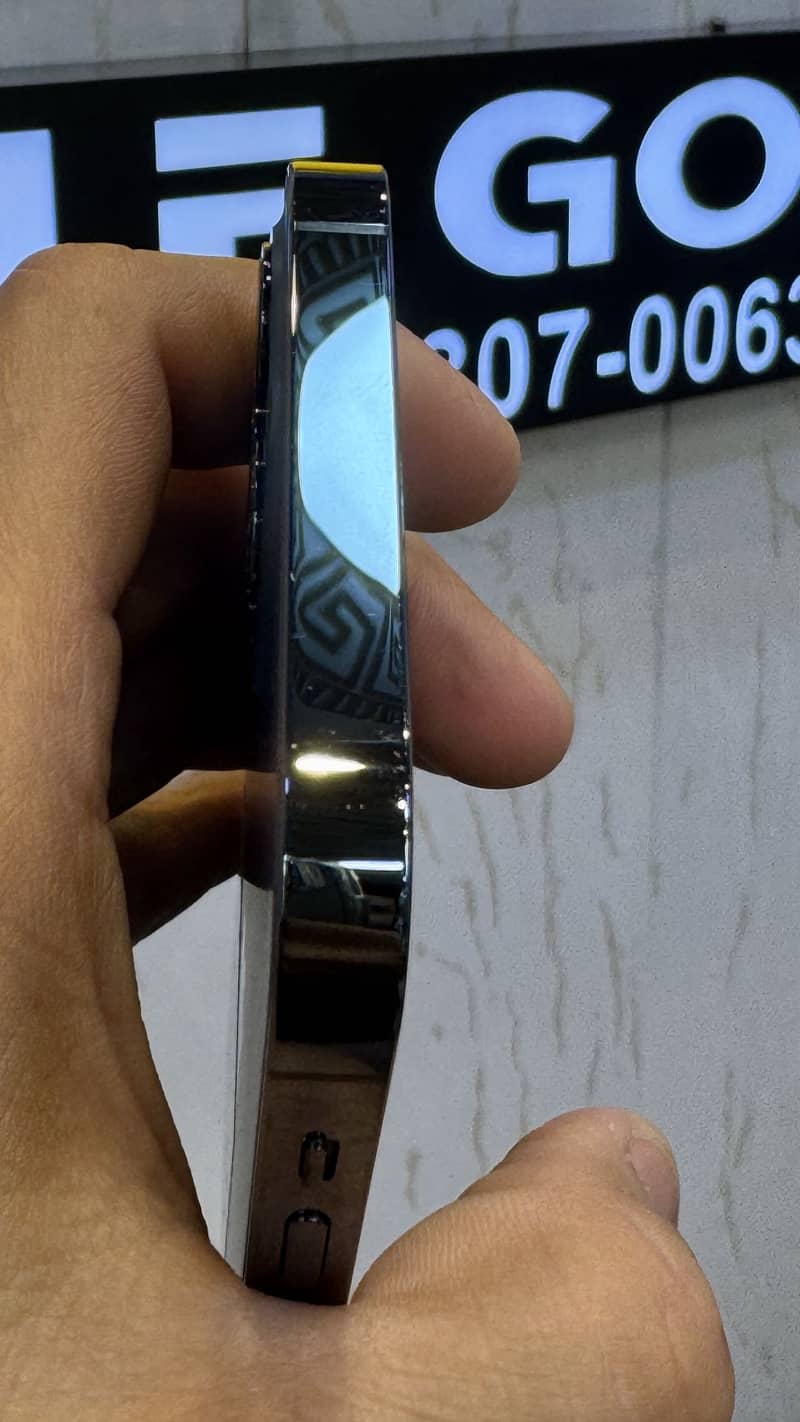 Apple iPhone 12 Pro 9