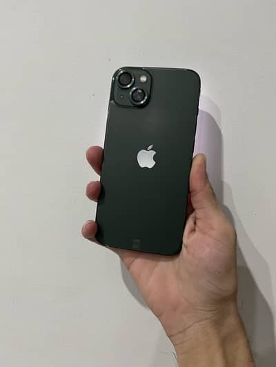 Apple iPhone 13