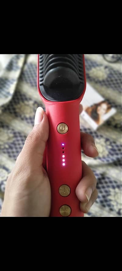 Hair straightener comb