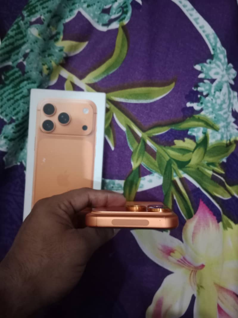 Apple iPhone 17 Pro 5