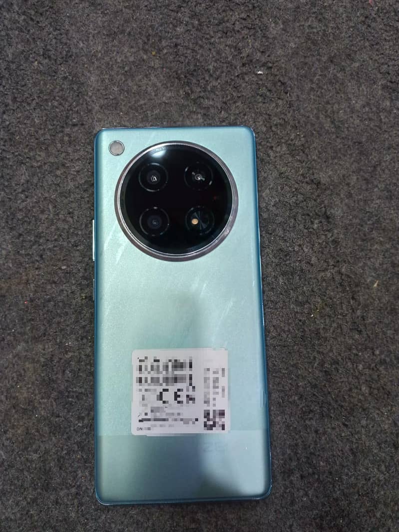 Infinix Zero 40 4