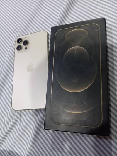 iPhone 12 pro max -128 GB / (10/8 Condition)