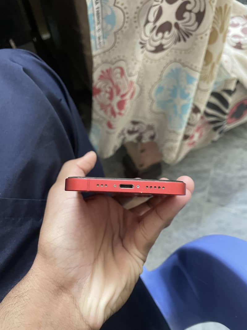 Apple iPhone 12 3