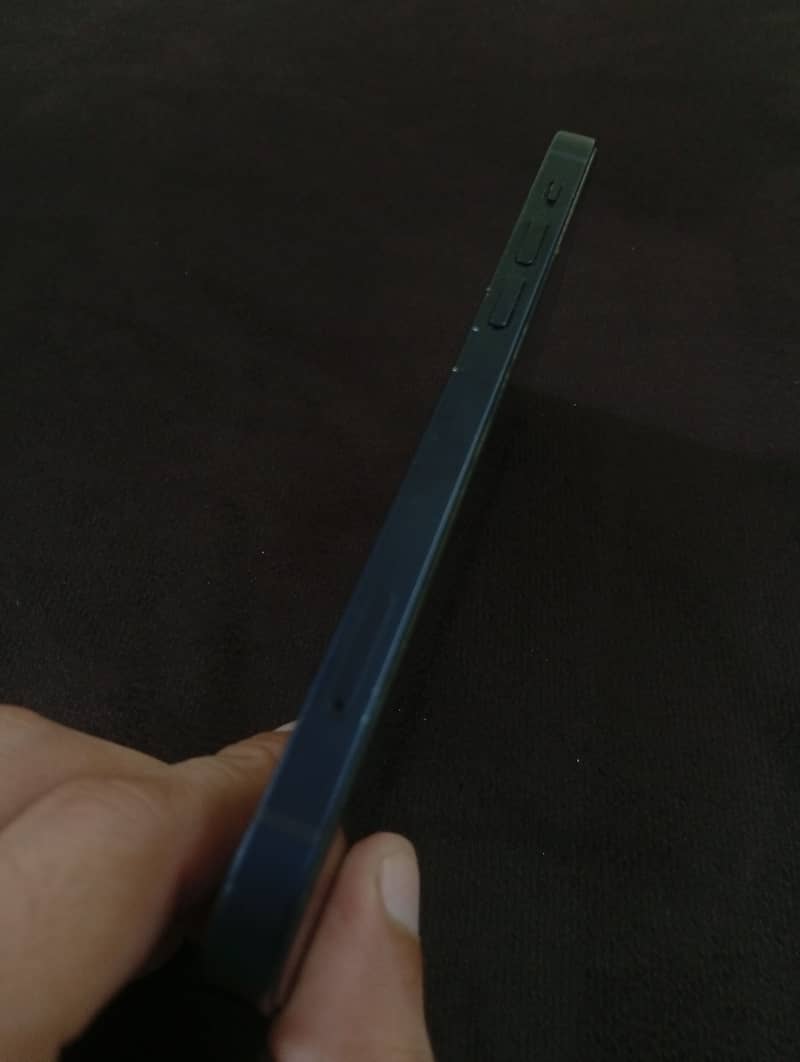 Iphone 12 3