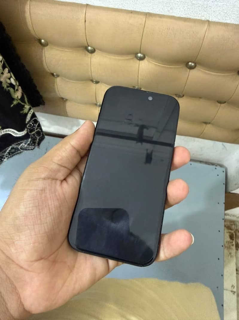 Apple iPhone 15 2