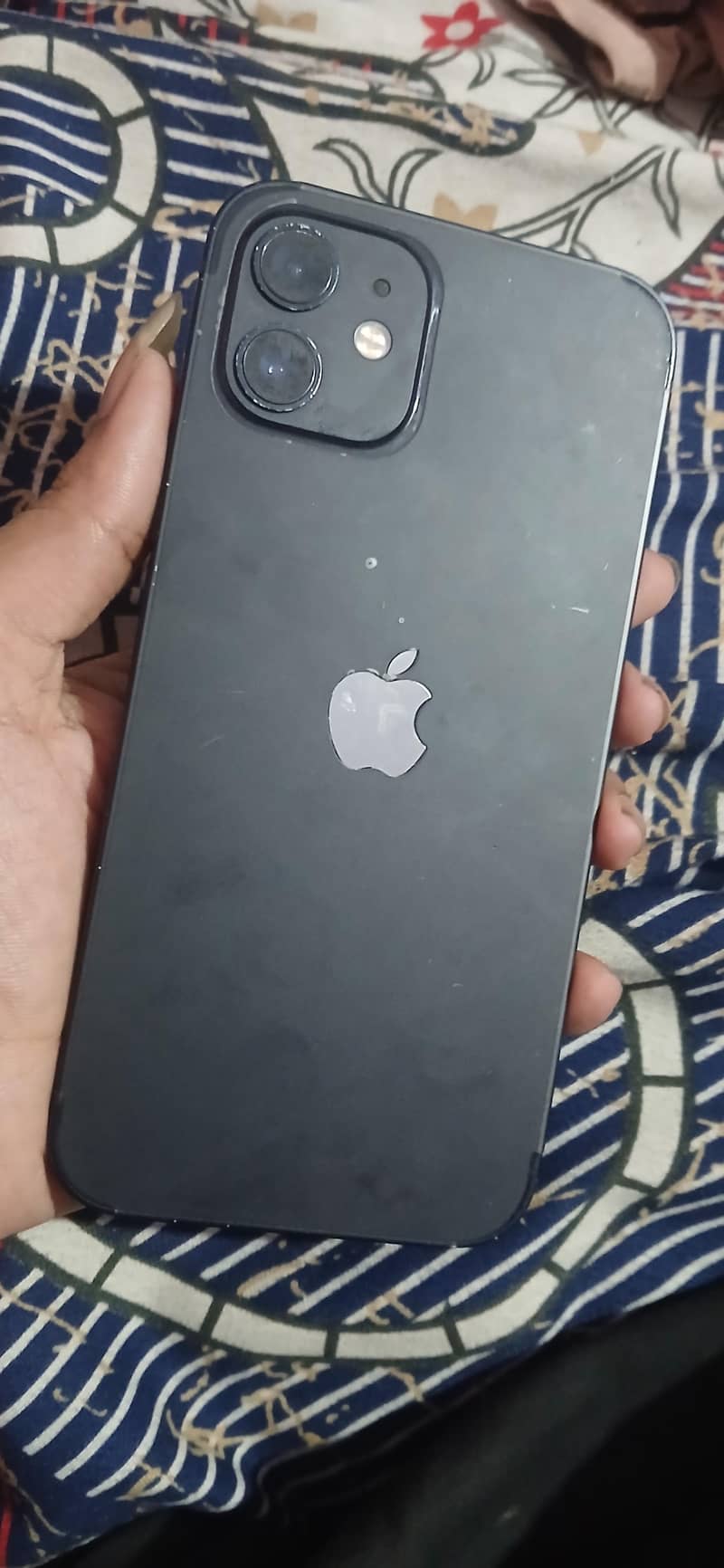 Apple iPhone 12 2