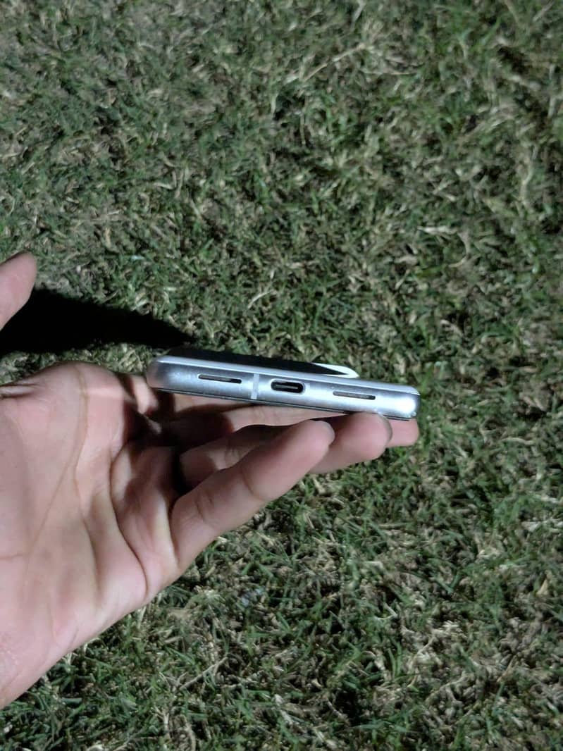 Google Pixel 7 10/10 Condition 3