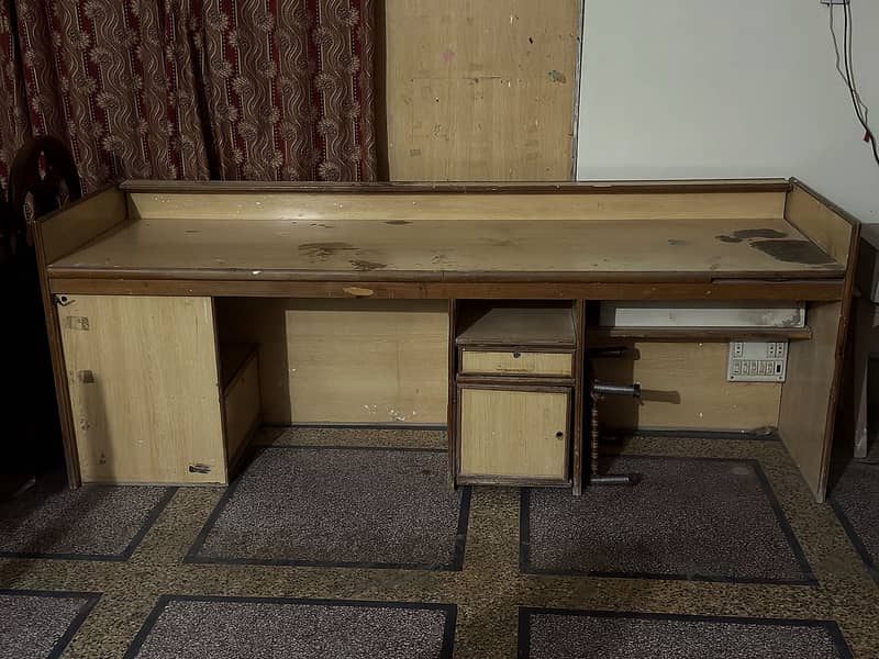 Office table 0