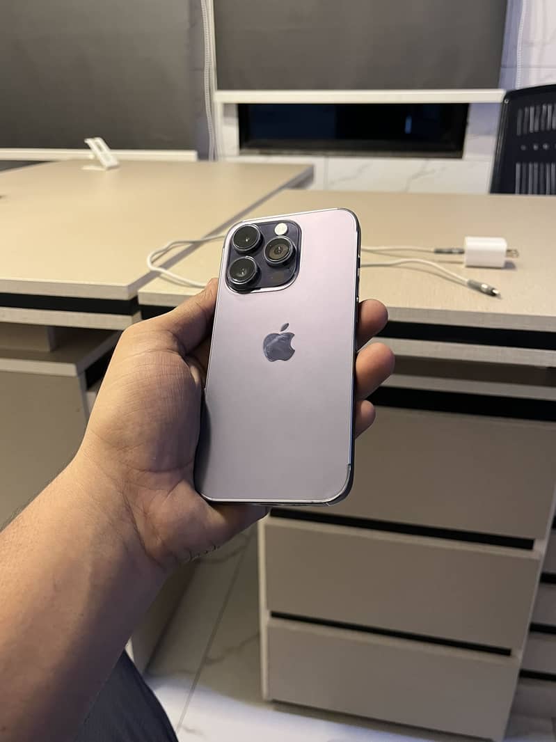 Apple iPhone 14 Pro 4