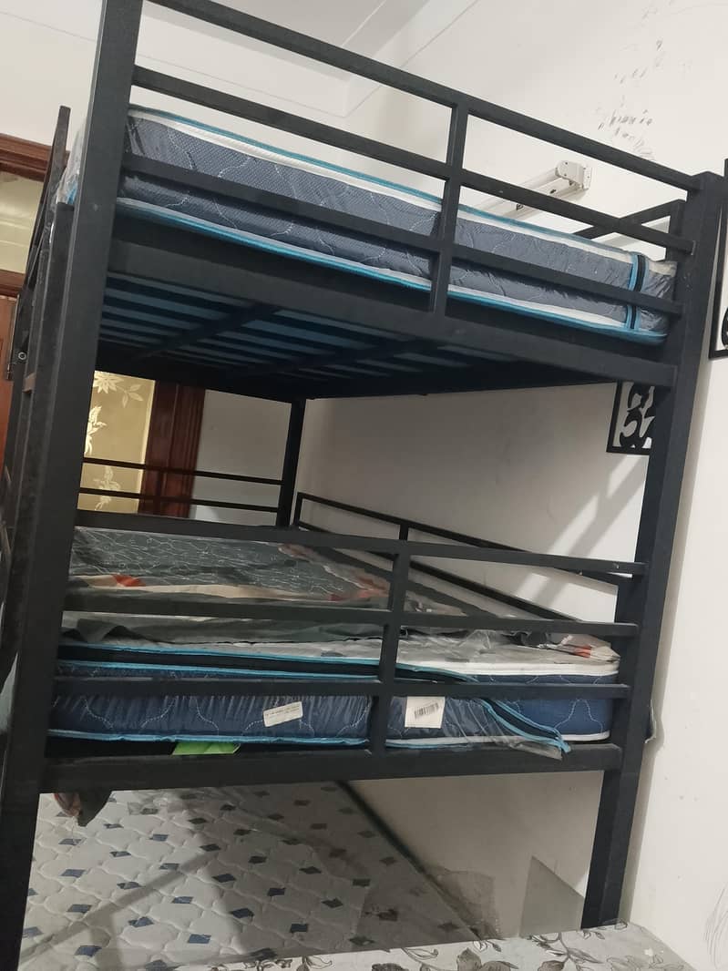 bed iron set 0