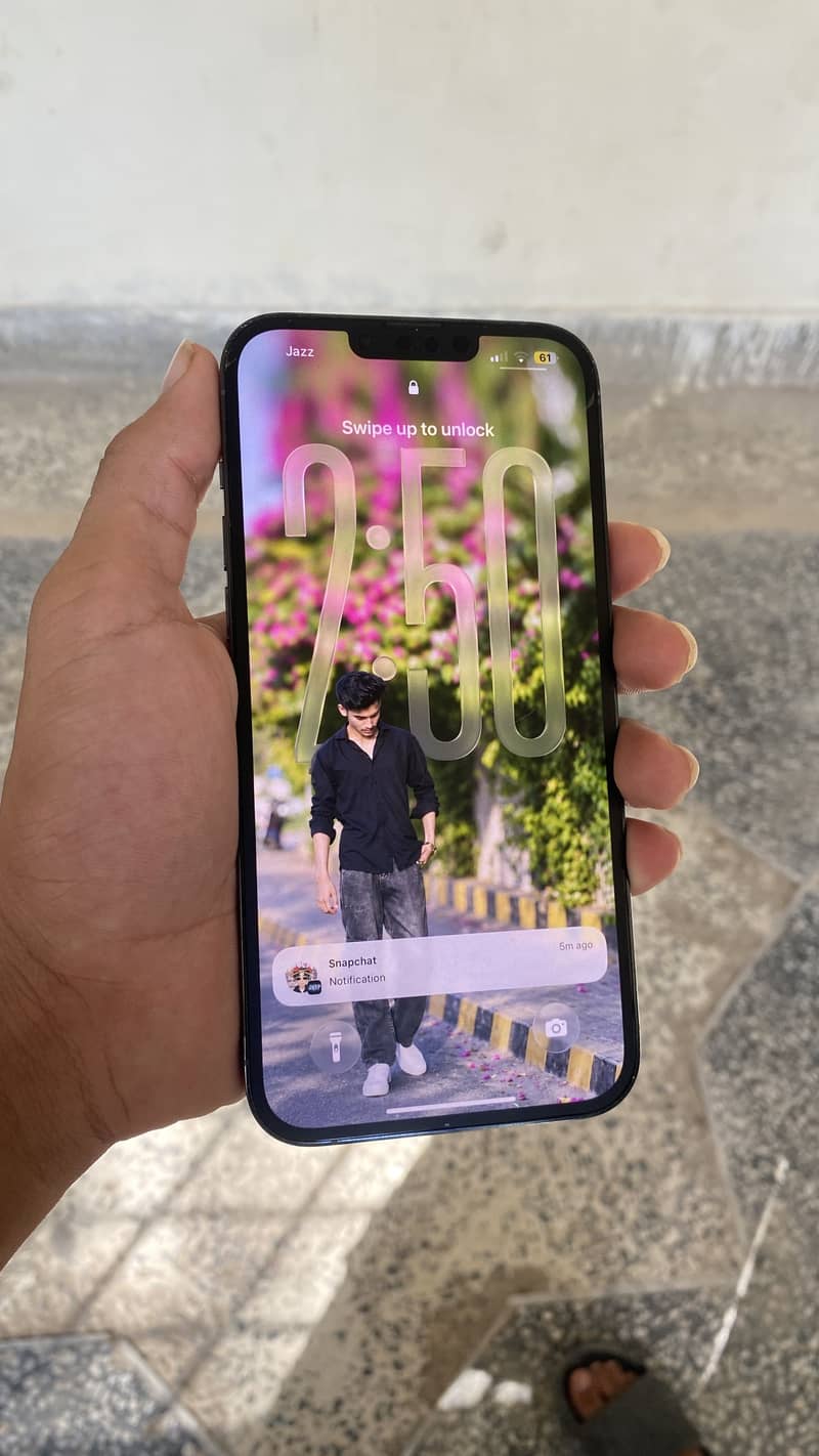 Apple iPhone 13 Pro Max 5