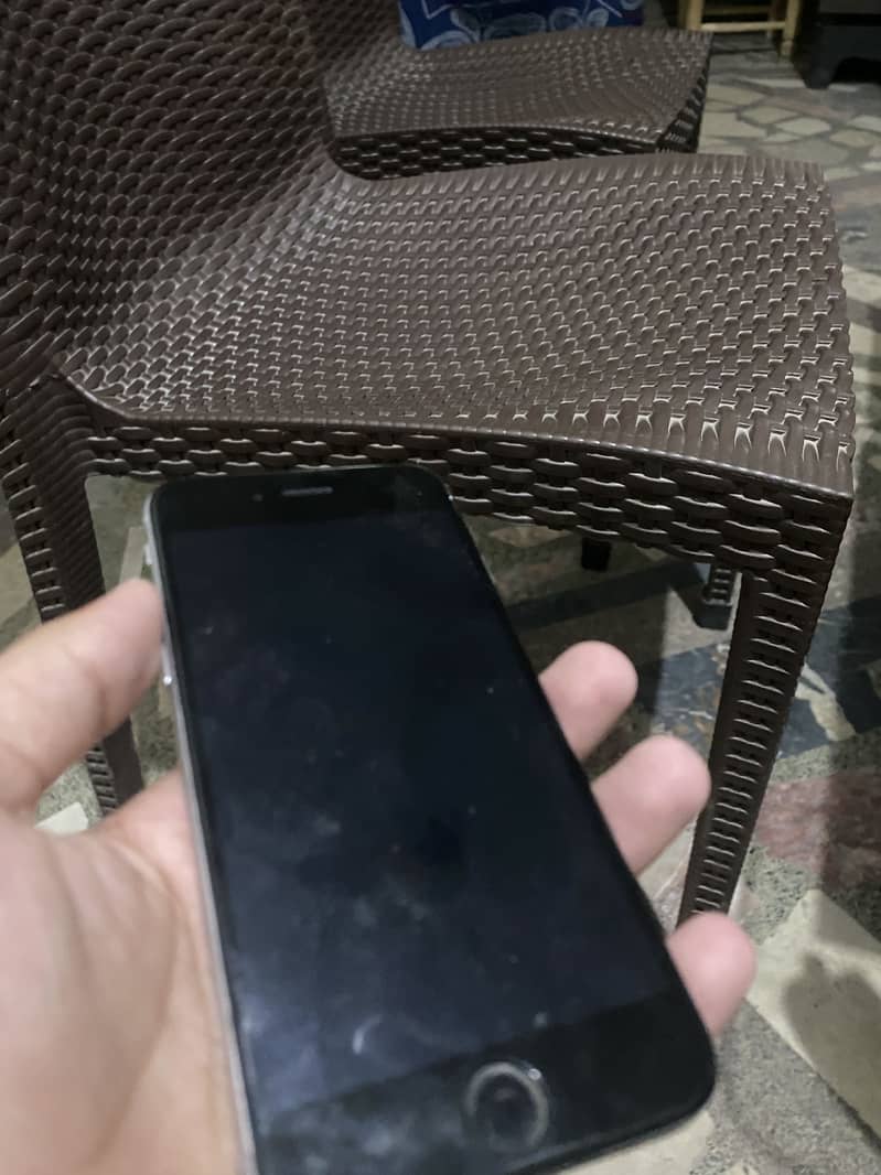 Apple iPhone 6 3